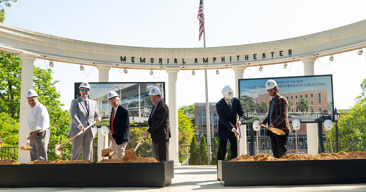 Official from the University of North Alabama, the Shoals Legislative Delegation, and the City of Florence scoop dirt at the Memorial Amphitheater to symbolize breaking ground on the Computing and Mathematics Building.