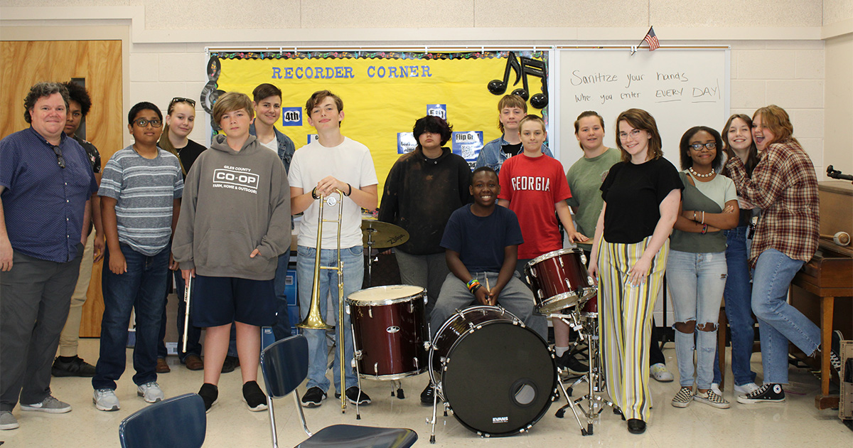 Ms. Sara Slusher '20 and the students in the Elkton Elementary School band worked with Mr. Sam Merciers, a lecturer in the Department of Music, in order to repair the instruments they would use.